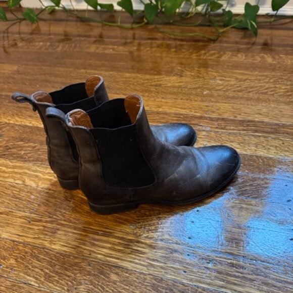 Brown Frye Melissa Chelsea Boots - Picture 3 of 4